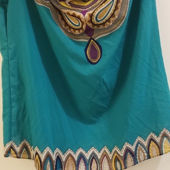 Top - Picture 2 of 2